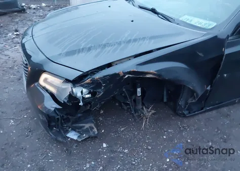 2016 Chrysler 300 300S Alloy Edition from USA, damaged, VIN 2C3CCABG3GH320749